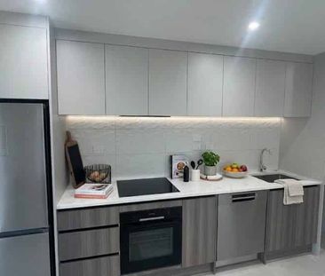 Brand New 1 Bedroom flat unit - Photo 4