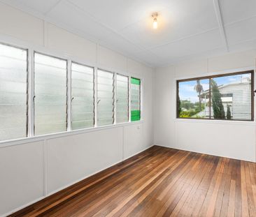 70 Meymot Street, Banyo, Qld 4014 - Photo 4