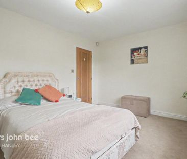 2 bedroom bungalow to rent - Photo 3