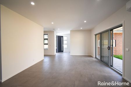 1 or 2/3 Gilbert Court, Scoresby, VIC 3179 - Photo 3