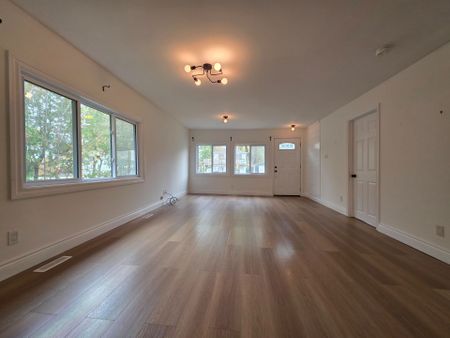 For Lease - 257 Pine Beach Drive, Georgina, Ontario - Photo 4