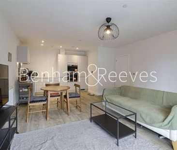 Chismon House, Vousden Grove, London, SE28 - Photo 6