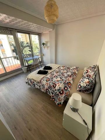 Avinguda del Doctor Tomàs Sala, Valencia, Valencian Community 46017 - Photo 3