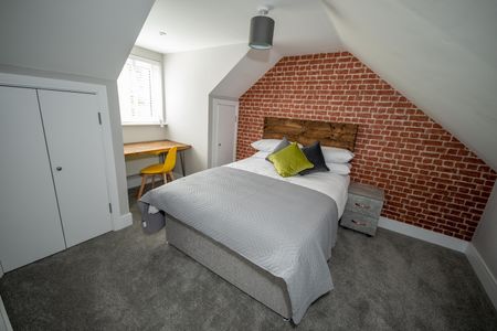 2 Bed Flat, Norwich Drive, BN2 - Photo 2