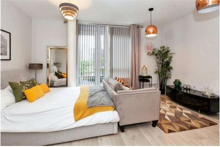 St James House, Clivemont Road, Maide... - Photo 2