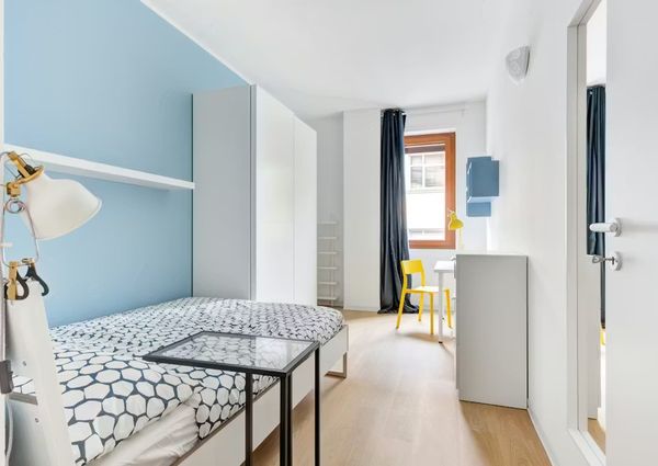 Via Stromboli, Milan, Lombardy 20144