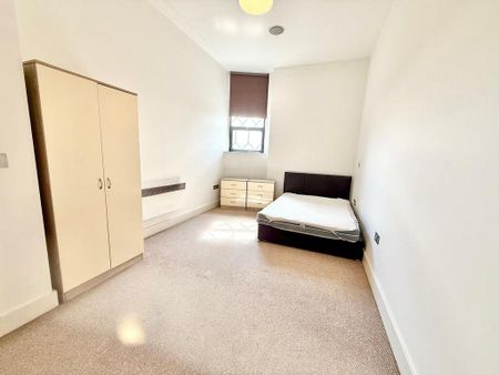 2 bedroom apartment to rent - Photo 4