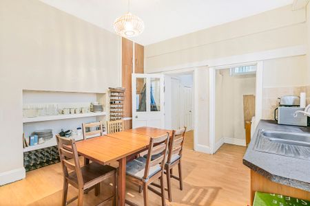 Gloucester Road, London, SW7 4AU - Photo 5