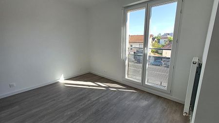 location Appartement T3 DE 60.99m² À MELUN - Photo 4