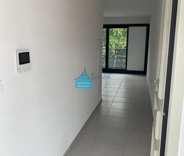 Location Appartement 3 pièces 60m² ST FRANCOIS 97118 - Photo 6