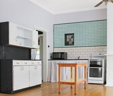 SPACIOUS HOME IN QUIET LOCATION - Photo 2