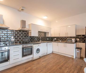 8 bedroom flat share to rent - Photo 6
