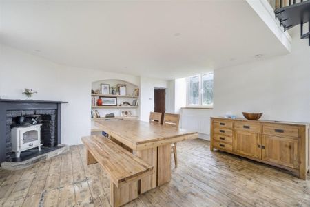 Alverdiscott, Barnstaple - Photo 4