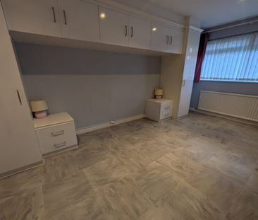 Sloan Drive, Bramcote, NG9 3GL - Photo 1