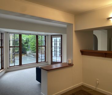 Charming 1-Bedroom Downstairs Apartment - Photo 6