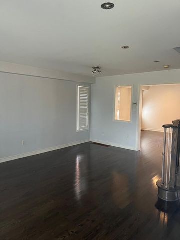 For Lease - 336 Drummond Drive, Vaughan, Ontario - Photo 2