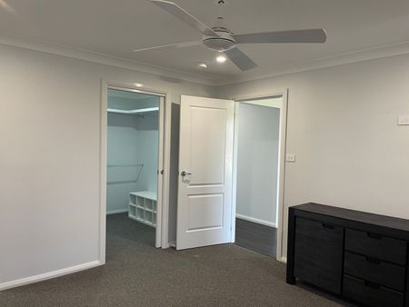 Stunning 2 bedroom home in Lampada Estate - Photo 4