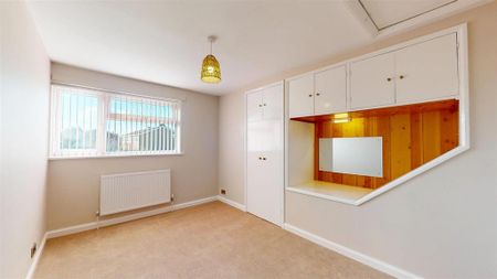 3 bedroom semi-detached house to rent - Photo 5