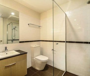 MODERN | PRIME LOCATION | SPACIOUS - Photo 5