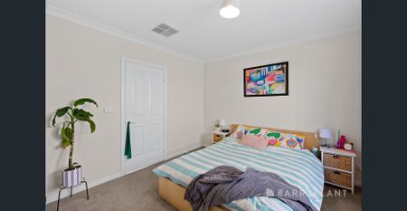 Oozing Street Appeal in the Heart of Lakeside - Photo 2