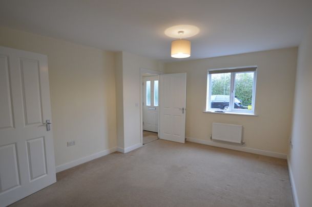 3 bedroom House - Mount Pleasant Lane, Hatfield - Photo 1