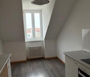 2 Zimmer-Dachgeschoß-Wohnung mit Wintergarten in Karow zu vermieten - Photo 3