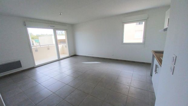 location Appartement T3 DE 57.7m² À NIMES - Photo 1