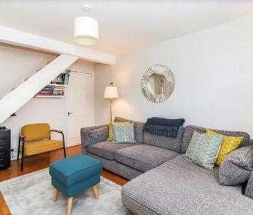 Burnham, Slough, Berkshire, SL1 - Photo 1