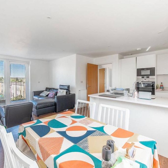 2 bedroom flat to rent - Photo 1
