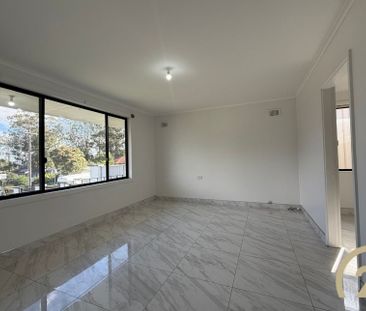 3 Bedroom Family Home&comma; Located in Busby&excl; - Photo 4