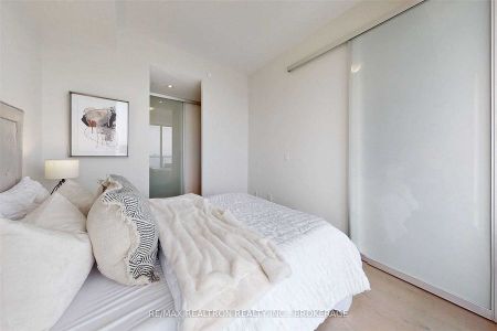 For Lease - 488 University Avenue Unit# 3101, Toronto, Ontario - Photo 3