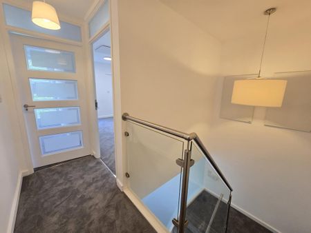 2 bedroom flat to rent - Photo 5