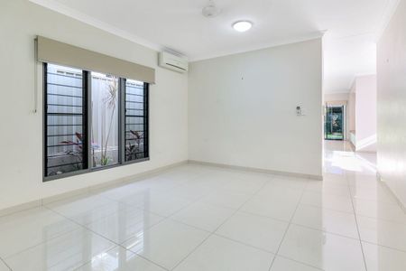 GREAT LOCATION - Photo 3