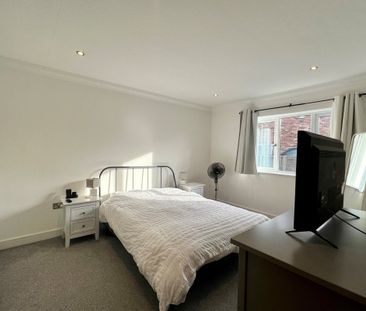 The Street, Holywell Row, BURY ST. EDMUNDS - Photo 5