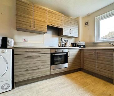 2 bedroom terraced house to rent - Photo 4