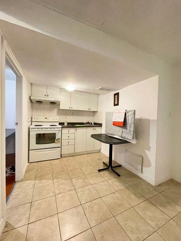For Lease - 82 Maresfield Drive Unit# Bsmt, Toronto, Ontario - Photo 4