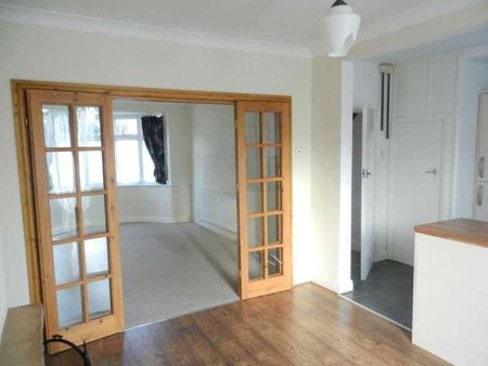 Foxhills Road, Wolverhampton, WV4 - Photo 4