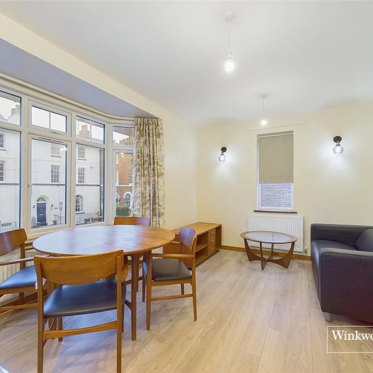 2 bedroom apartment to rent - Photo 1