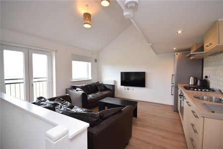 35, Elizabeth Court, Pudsey, Leeds, LS28 7FB - Photo 5
