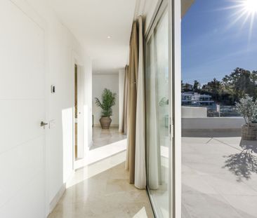 Penthouse Duplex in Nueva Andalucía - Photo 1
