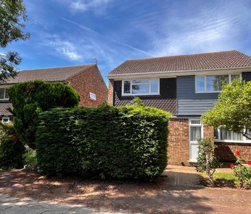 Sandpiper Close, Shoeburyness, Southend-on-Sea, Essex, SS3 9YL - Photo 4