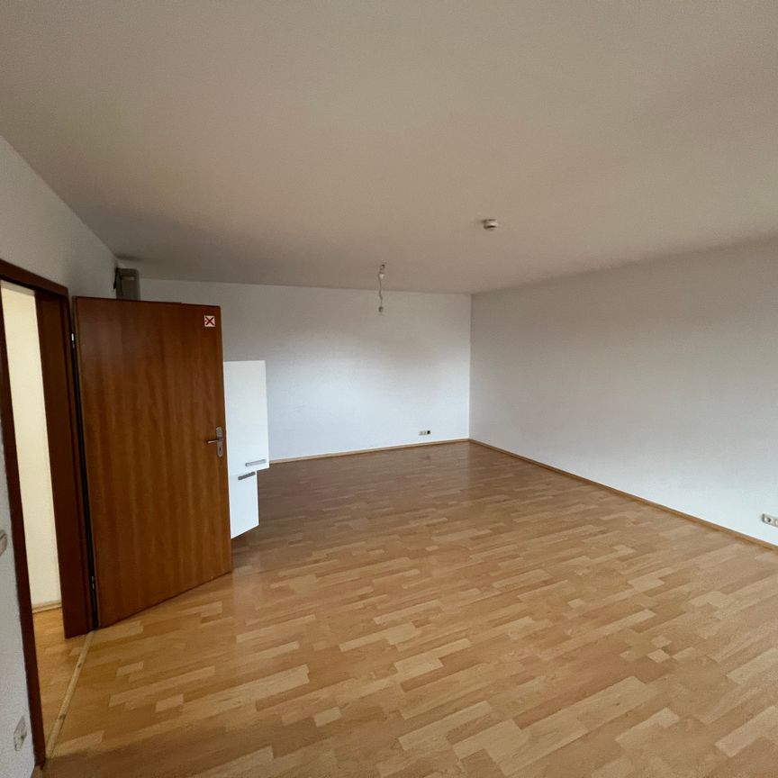 DG Wohnung im Herzen von Aschheim - Photo 1