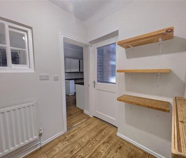 3 bedroom terraced house to rent - Photo 6