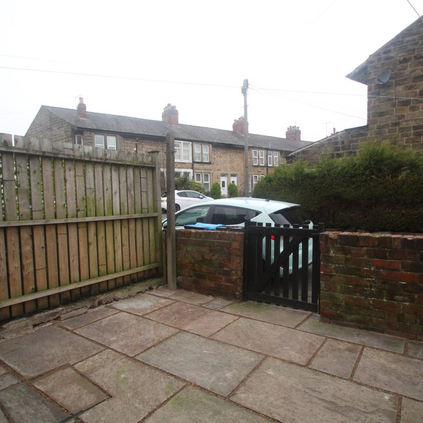 2 bedroom terraced house to rent - Photo 1
