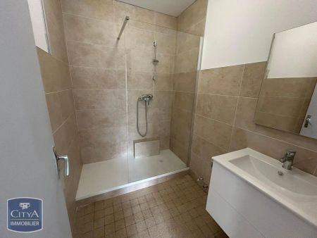 Appartement à louer 3 pièces 68.71m² - Photo 2