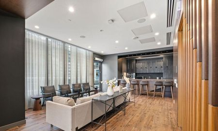 For Lease - 70 Annie Craig Drive Unit# 3904, Toronto, Ontario - Photo 2