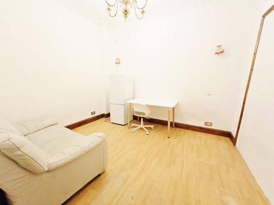 5 bedroom terraced house to rent - Photo 1