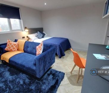 1 bedroom in a house share to rent - Photo 3