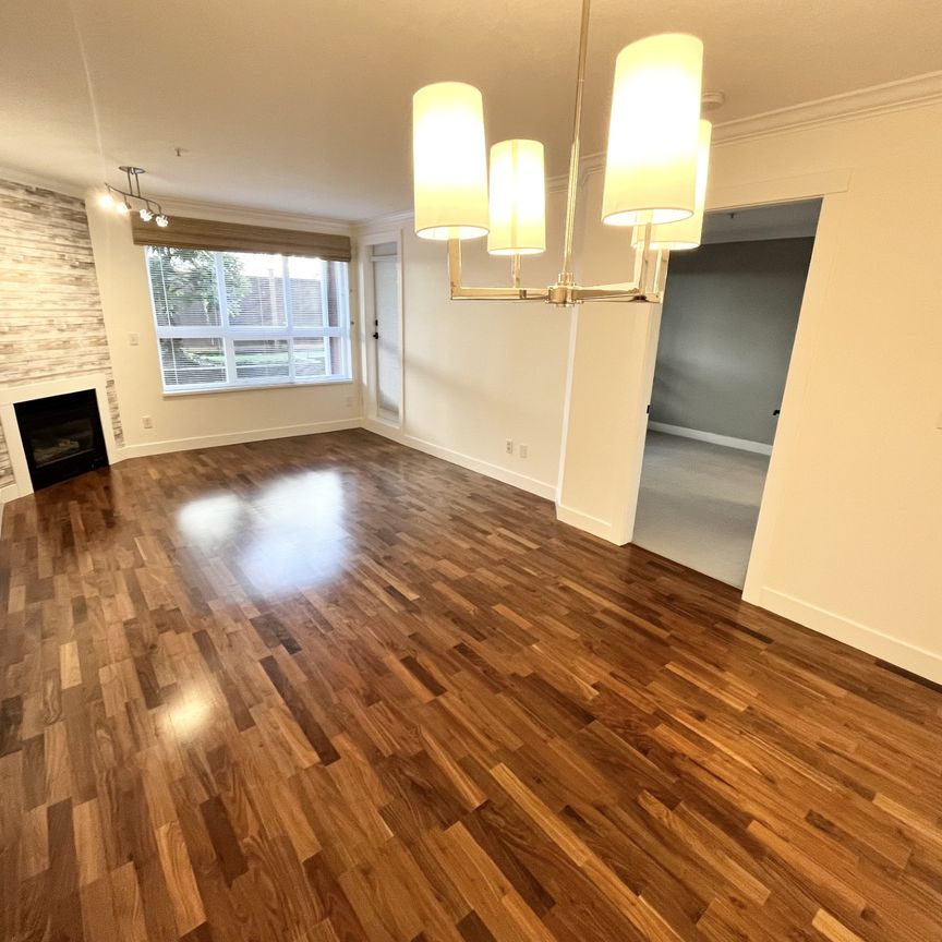 Immaculate Ground Floor One Bedroom with Parking and Storage - Photo 1