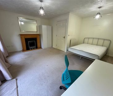 Paxton, Stoke Park - Photo 2